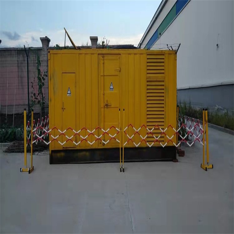 南川发电机组油箱盖上留出小气孔有什么用？