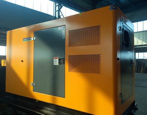 南川汽油发电机组电瓶电解液的密度应该保持在什么范围？