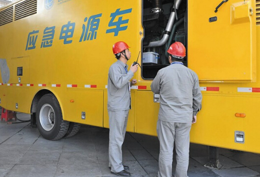 南川如何清理被灰尘覆盖的机油散热器？