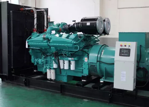 南川发电机如何选择合适的除垢剂来清洗水冷式机油散热器？